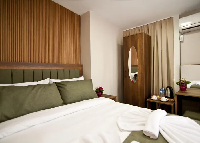 Aurora Eco Отель