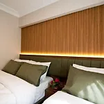 Hotel Aurora Eco 3*