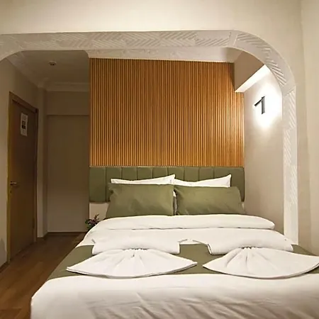Aurora Eco Hotel